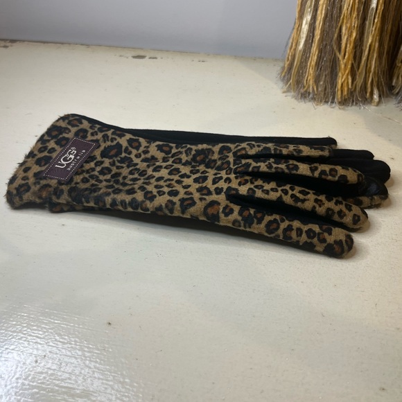UGG Animal print gloves - Picture 2 of 2